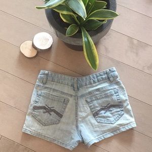 🌱2 for 25🌱Soho light jean shorts🌱